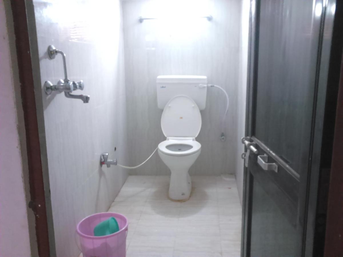 Leela Guest House Varanasi Exteriör bild